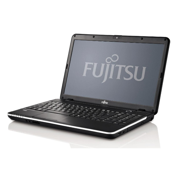 Fujitsu Lifebook A512: невиправдано дорогий ноутбук?